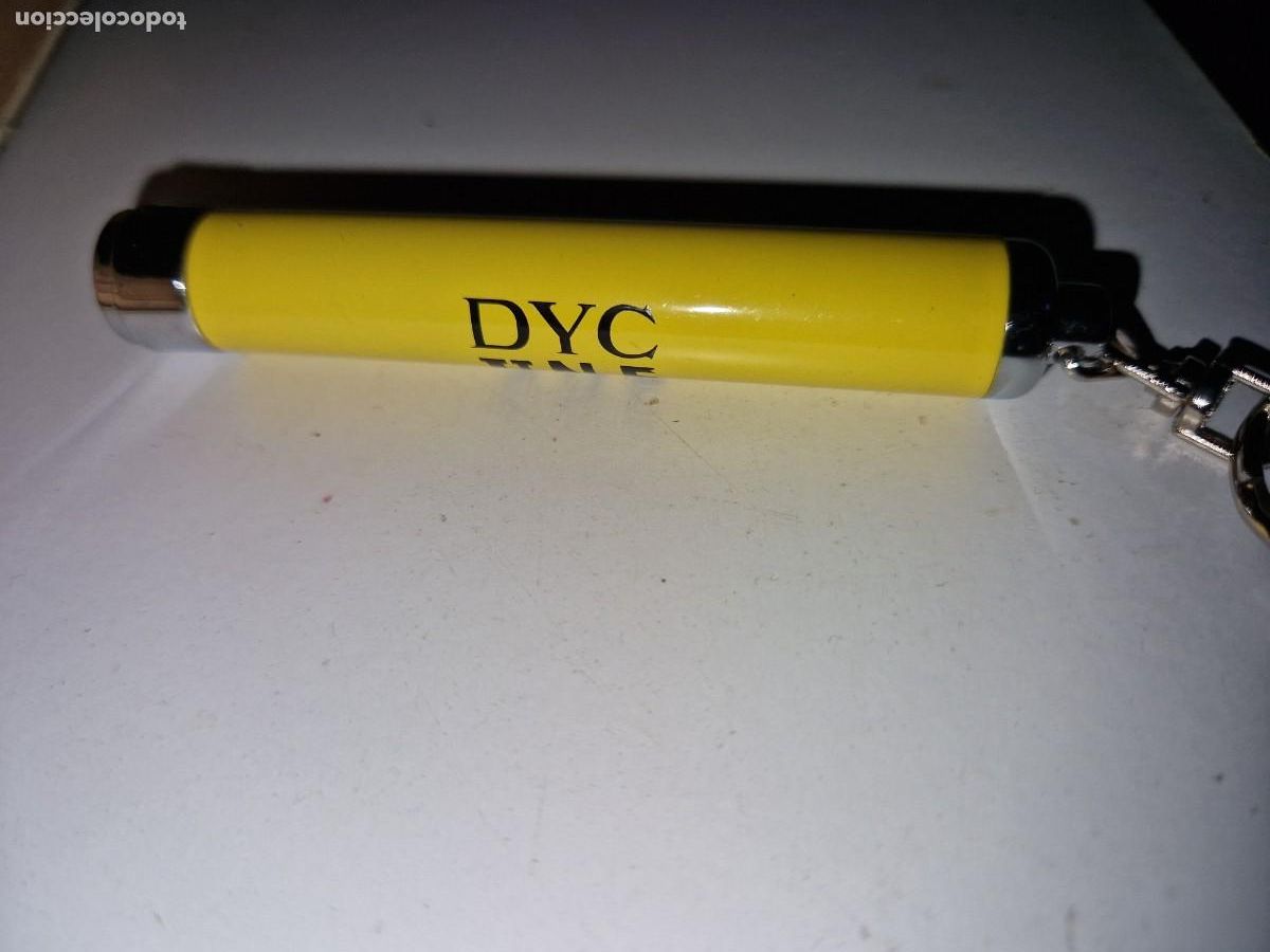 Coleccionismo: PUBLICIDAD whisky dyc LINTERNA LLAVERO