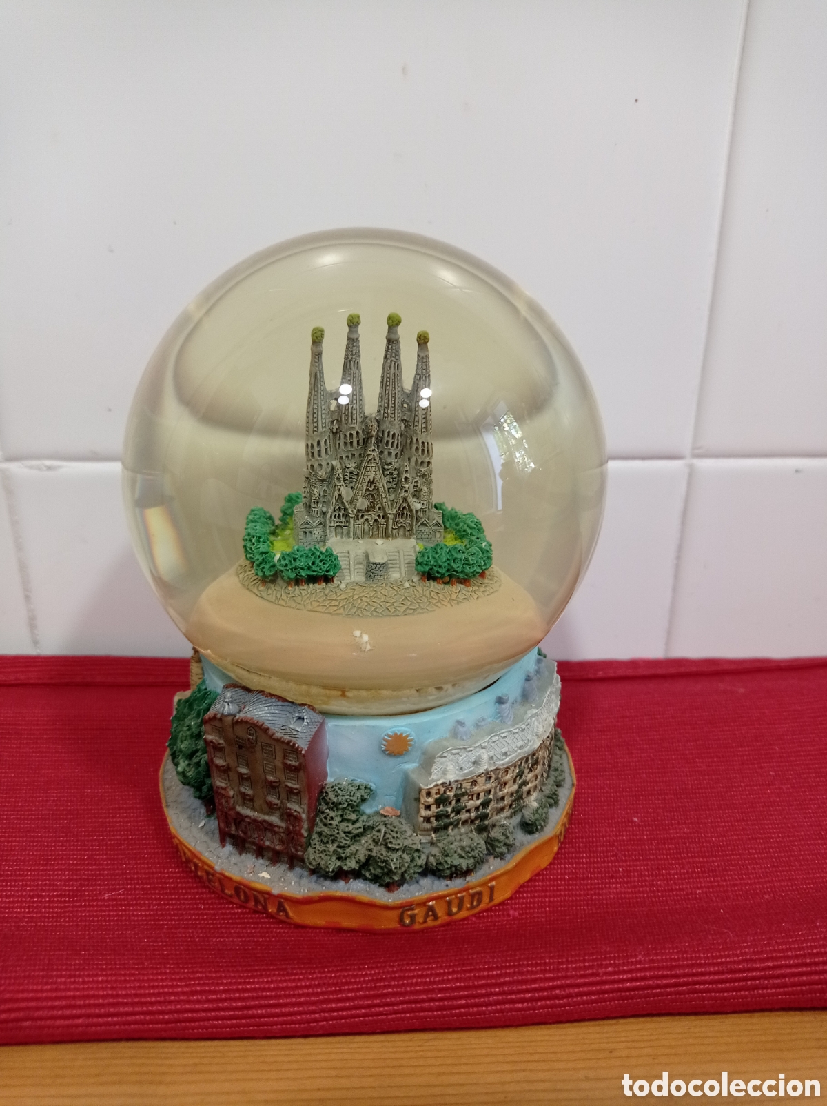 Coleccionismo: Globo bola nieve Sagra Familia de Gaud&iacute;