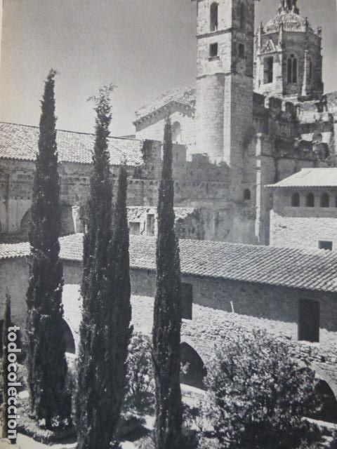 Collecting paper: MONASTERIO DE SANTAS CREUS TARRAGONA ANTIGUA LAMINA IMPRESA AL HUECOGRABADO A&Ntilde;OS 50
