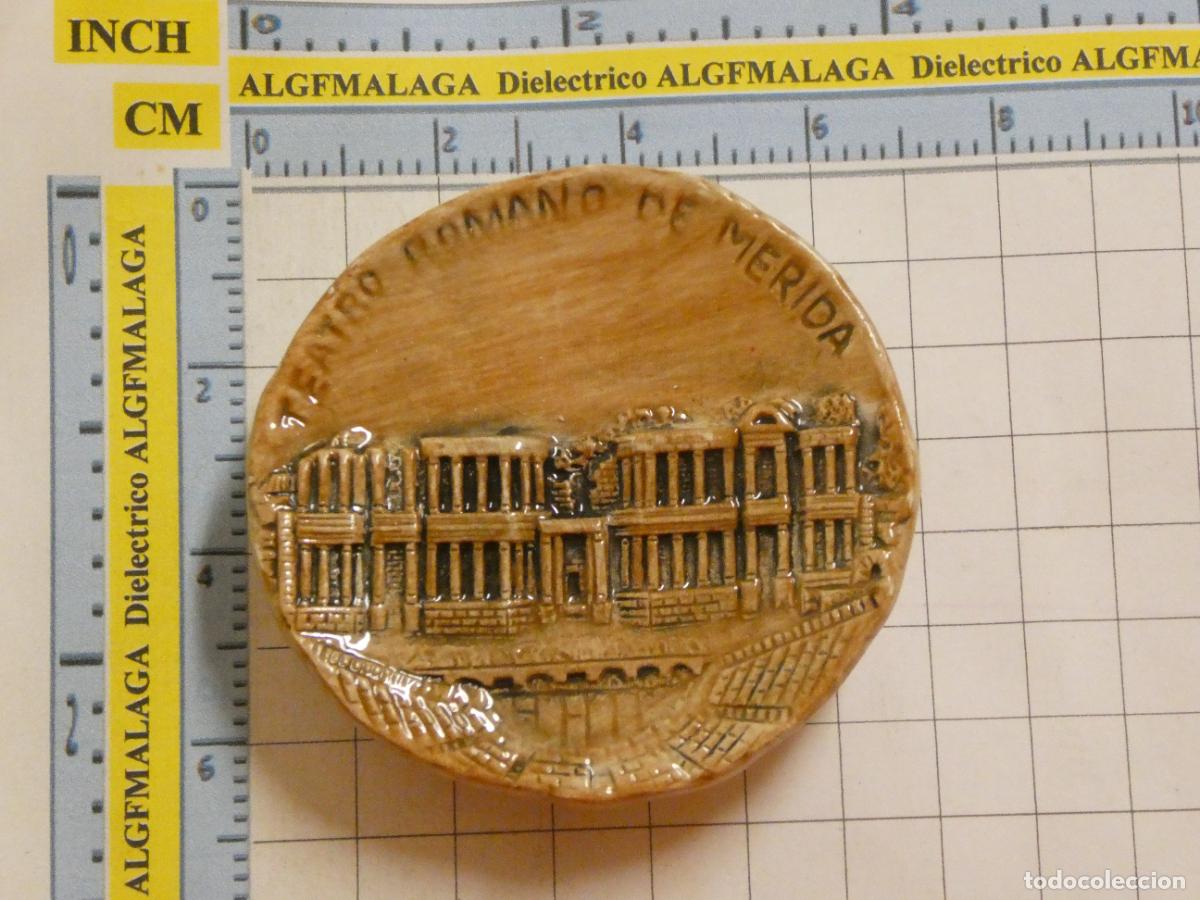 Collezionismo: IM&Aacute;N DE NEVERA. SOUVENIR RECUERDO TURISMO. M&Eacute;RIDA BADAJOZ TEATRO ROMANO