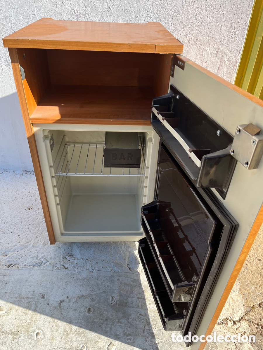 Coleccionismo: Hotel Ritz de Madrid Nevera de minibar - Foto 4
