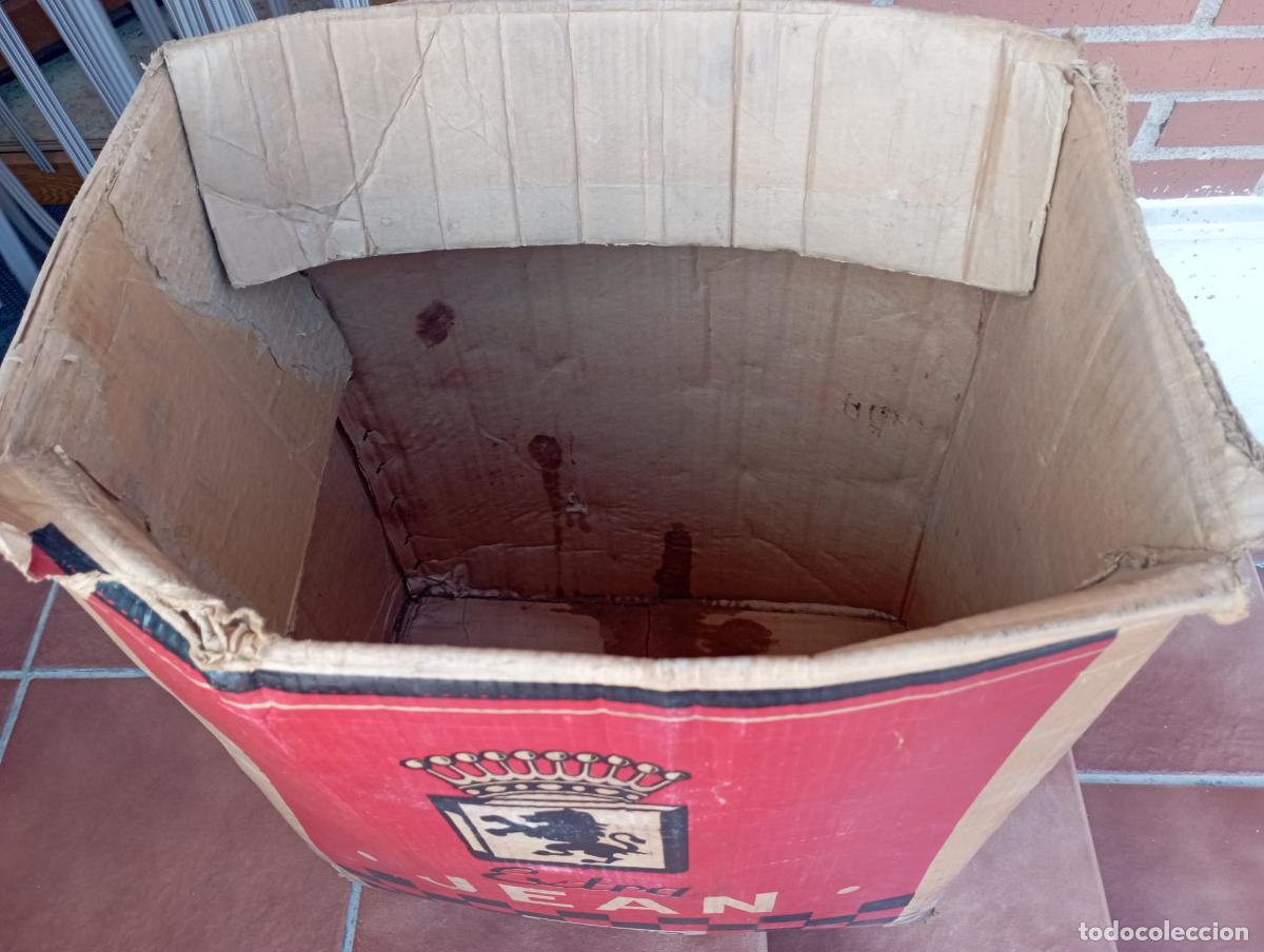 Coleccionismo: GRAN CAJA CARTON JEAN. - Foto 3