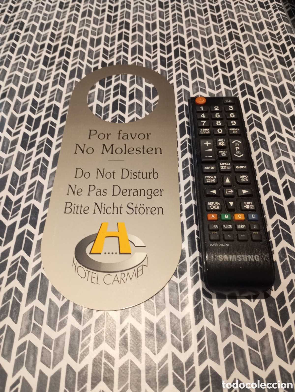 Coleccionismo: ETIQUETA TARJETA CARTEL HOTEL CARMEN - NO MOLESTAR, DO NOT DISTURB
