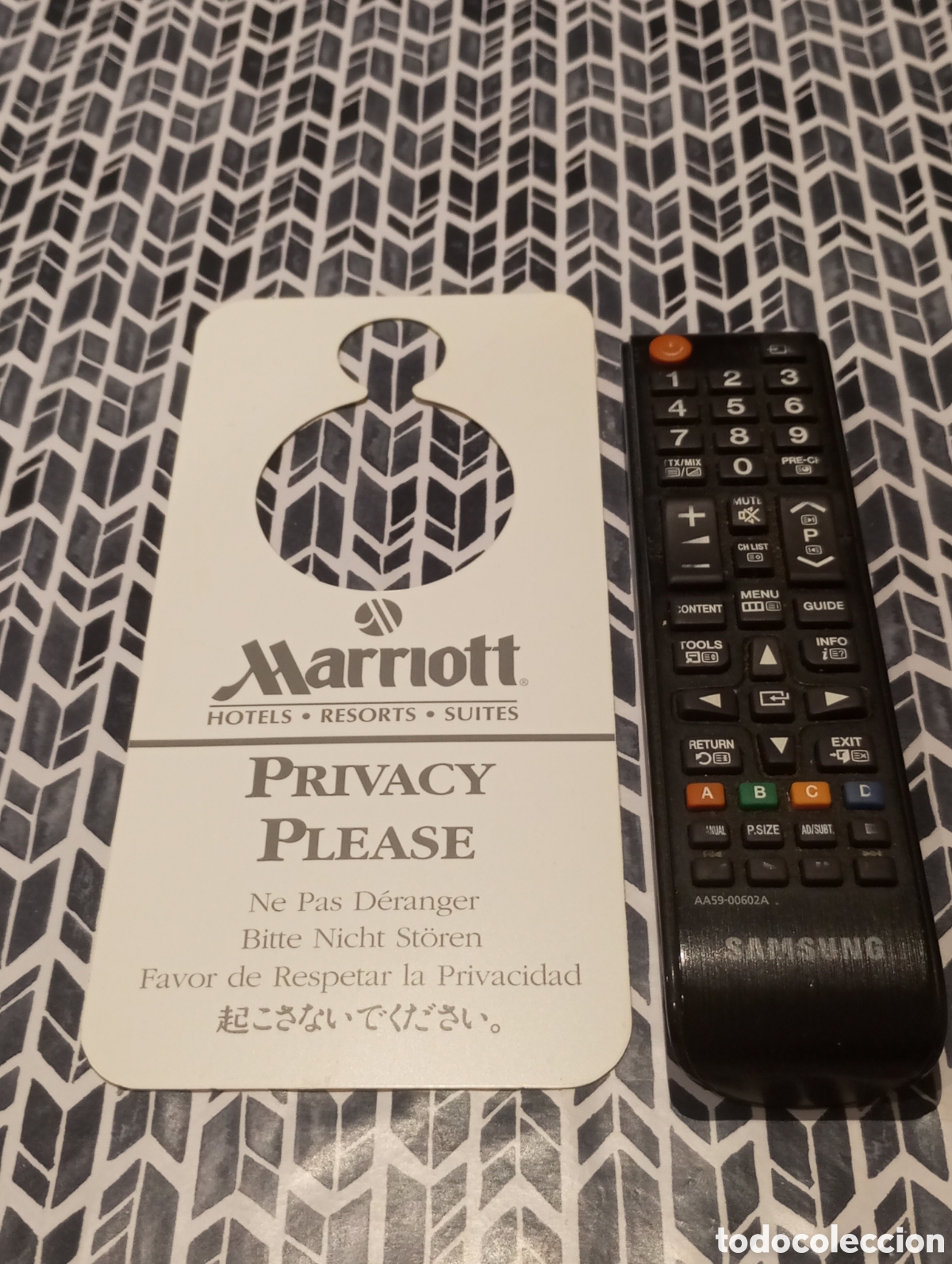 Coleccionismo: ETIQUETA TARJETA CARTEL MARRIOTT HOTELS RESORTS SUITES - NO MOLESTAR, DO NOT DISTURB