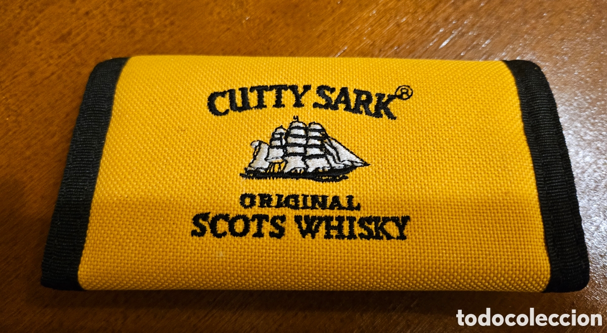 Coleccionismo: Cartera y llavero de la marca CUTTYSARK - Foto 1