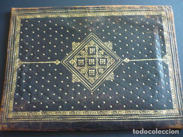 Coleccionismo: FUNDA PARA LIBROS EN PIEL REPUJADA 24 X 34 CM - Foto 1