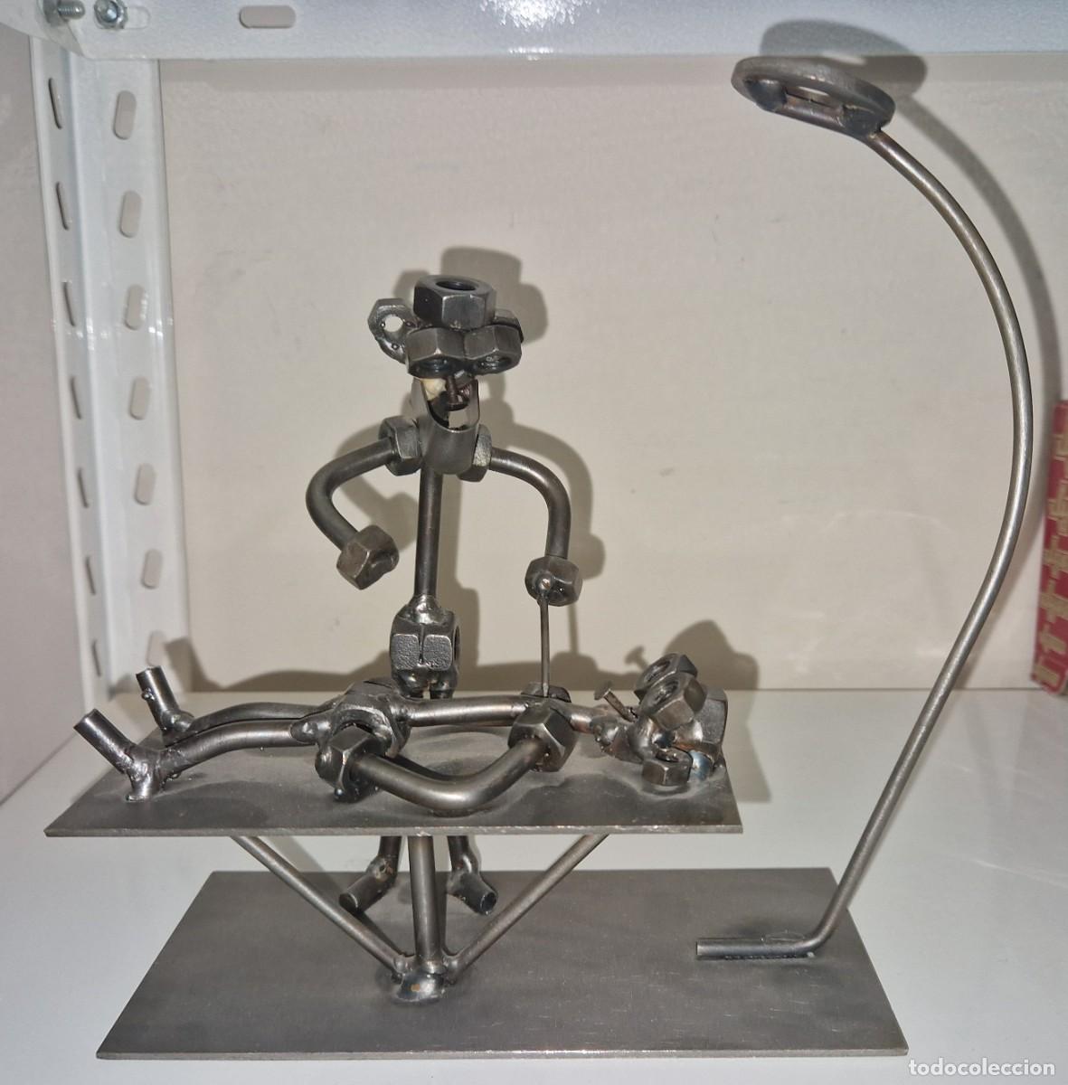 Coleccionismo: FIGURA DE METAL - MEDICO