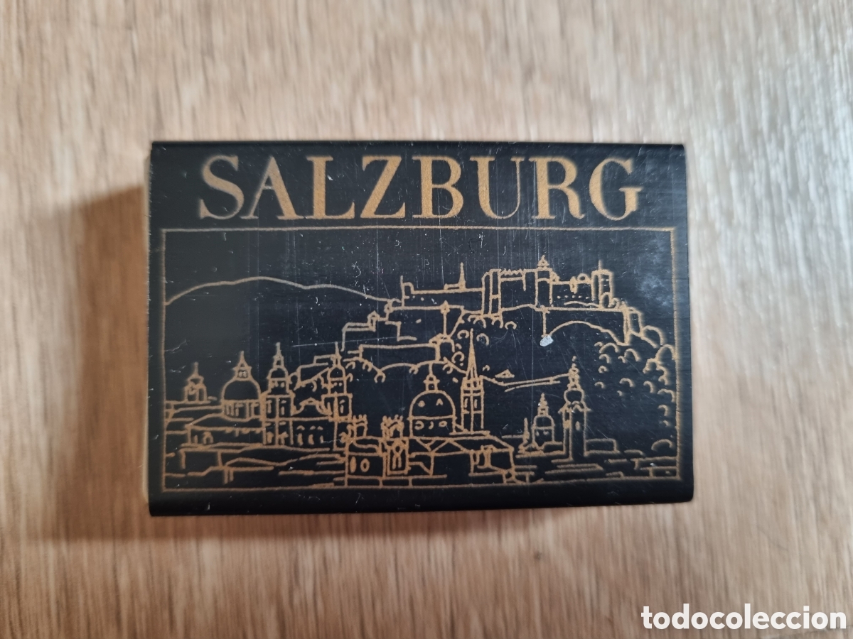 Coleccionismo: Salzburg. Antigua caja austr&iacute;aca de cerillas de madera. Llena, nueva sin uso.