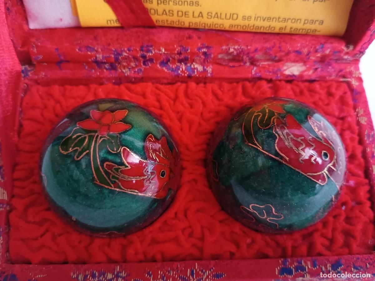 Coleccionismo: BOLAS DE LA SALUD CHINAS - ESMALTE CLOISONN&Eacute; - Foto 2
