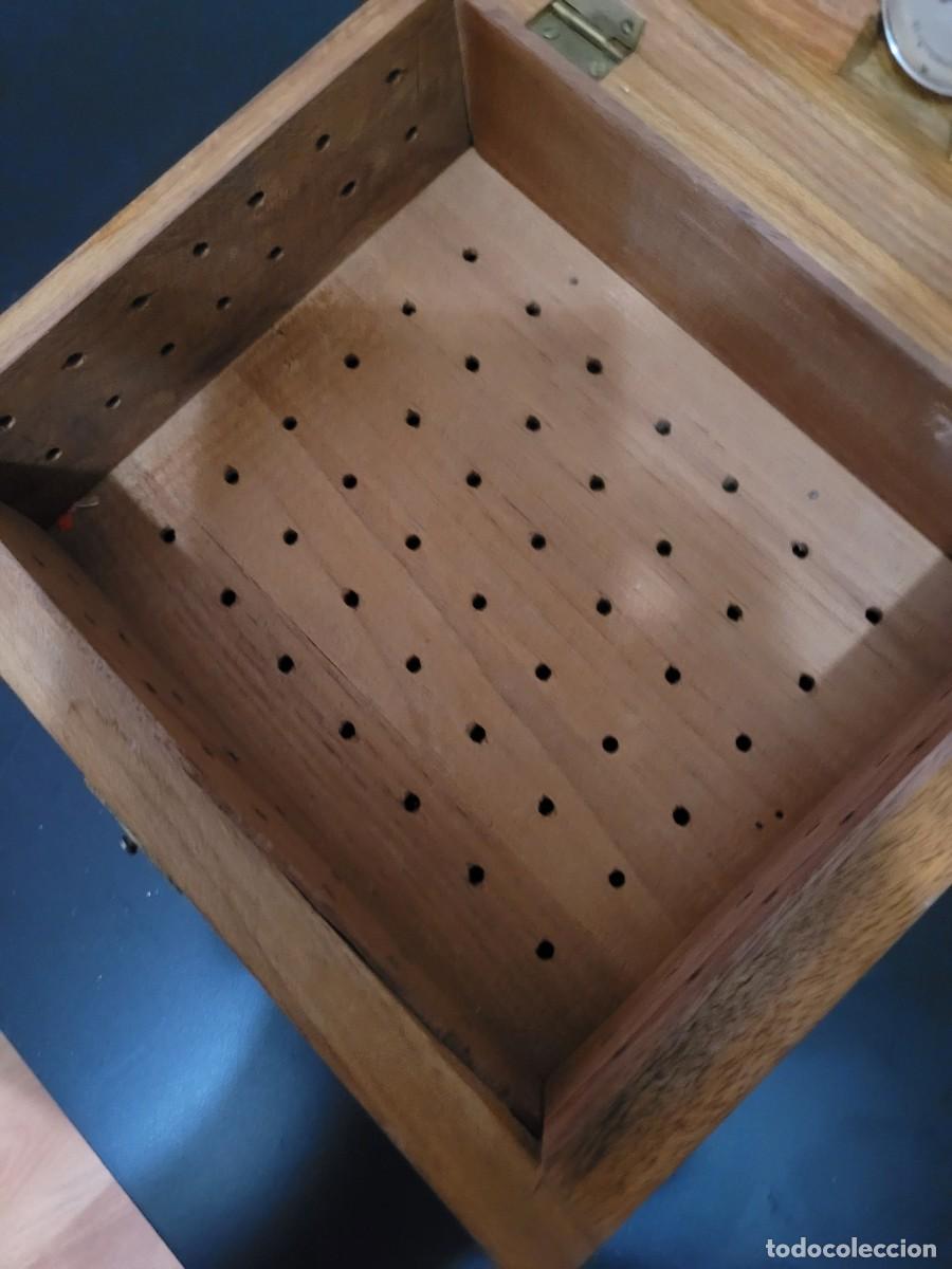 Coleccionismo: HUMIDOR DE PUROS DE MADERA - Foto 2
