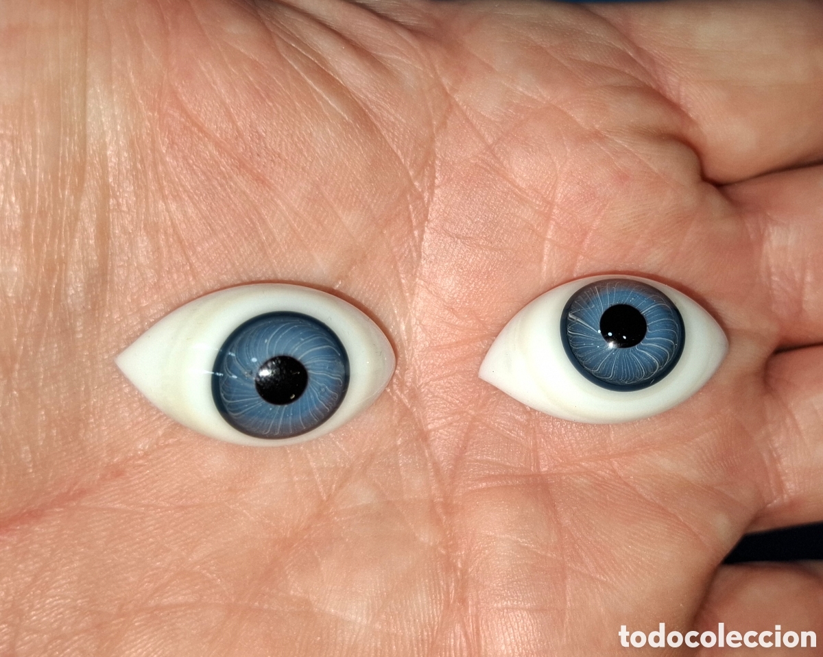 Coleccionismo: OJOS DE CRISTAL AZULES, PARA CREAR FIGURAS