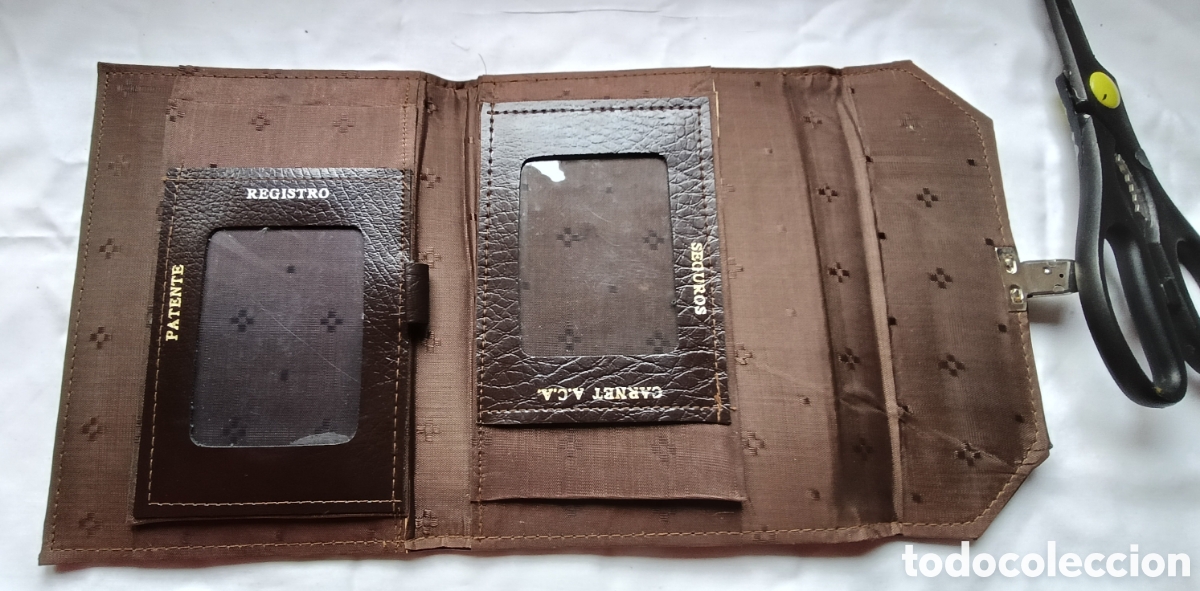 Coleccionismo: Cartera para documentaci&oacute;n del autom&oacute;vil - Foto 3