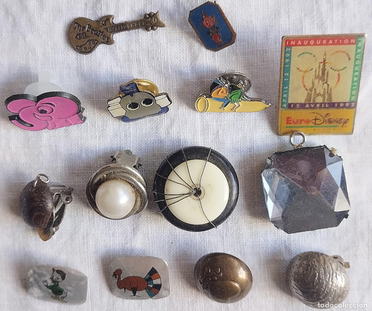 Coleccionismo: Lote de 14 pin y objetos diferentes de colecci&oacute;n - Foto 1