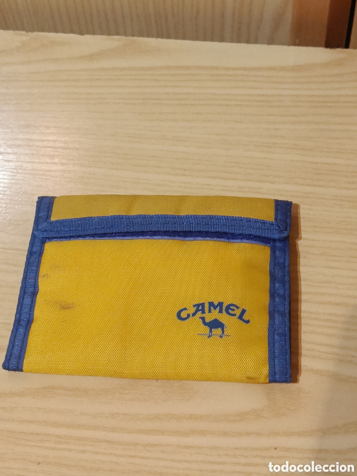 Coleccionismo: CARTERA BOLSILLO TABACO CAMEL ORIGINAL. RETRO VINTAGE A&ntilde;os 80