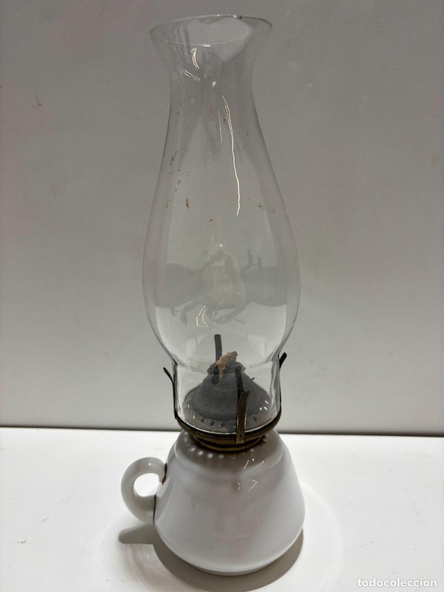 Coleccionismo: QUINQUE LAMPARA ACEITE ANTIGUO BASE PORCELANA