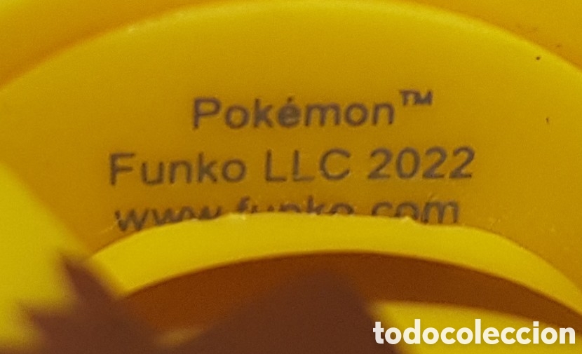 Coleccionismo: PIKACHU FUNKO POP 9 CMS - Foto 3
