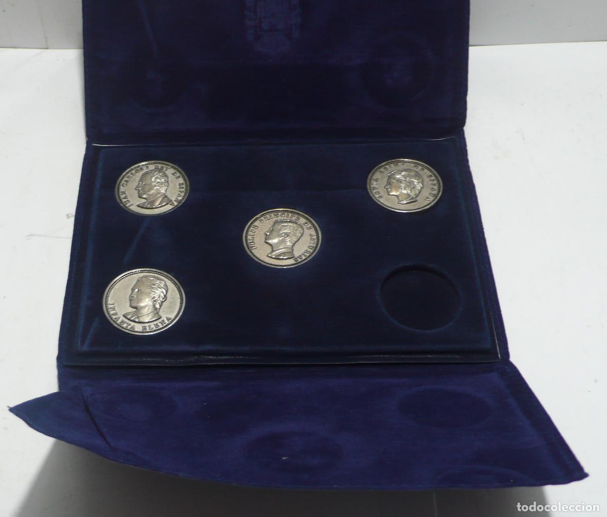 Coleccionismo: ESTUCHE DE 4 MONEDAS - Foto 1