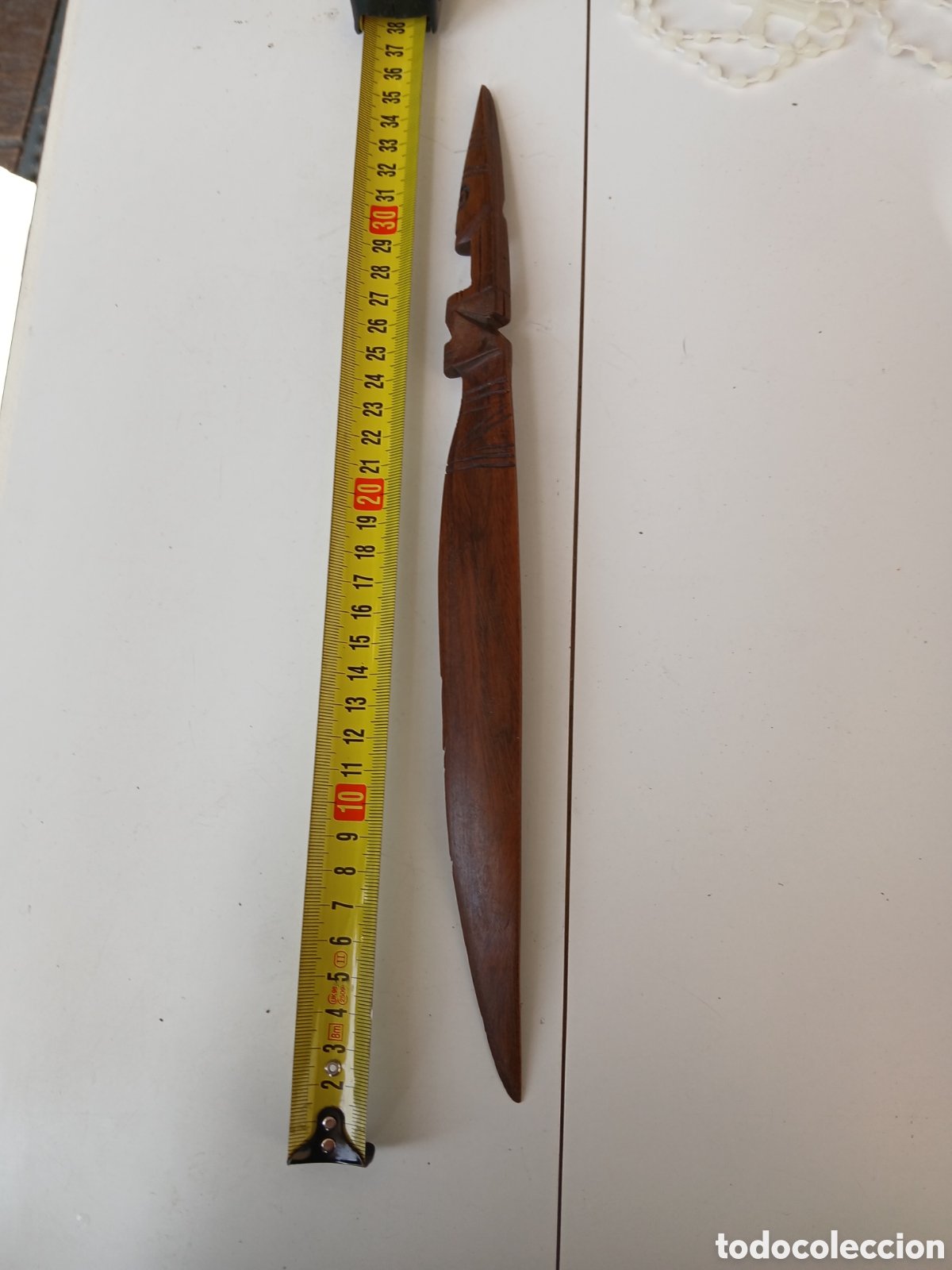 Coleccionismo: CUCHILLO DE MADERA TALLADA ref JJ - Foto 1
