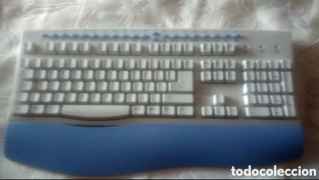 Coleccionismo: Teclado NUEVO con caja - Foto 1