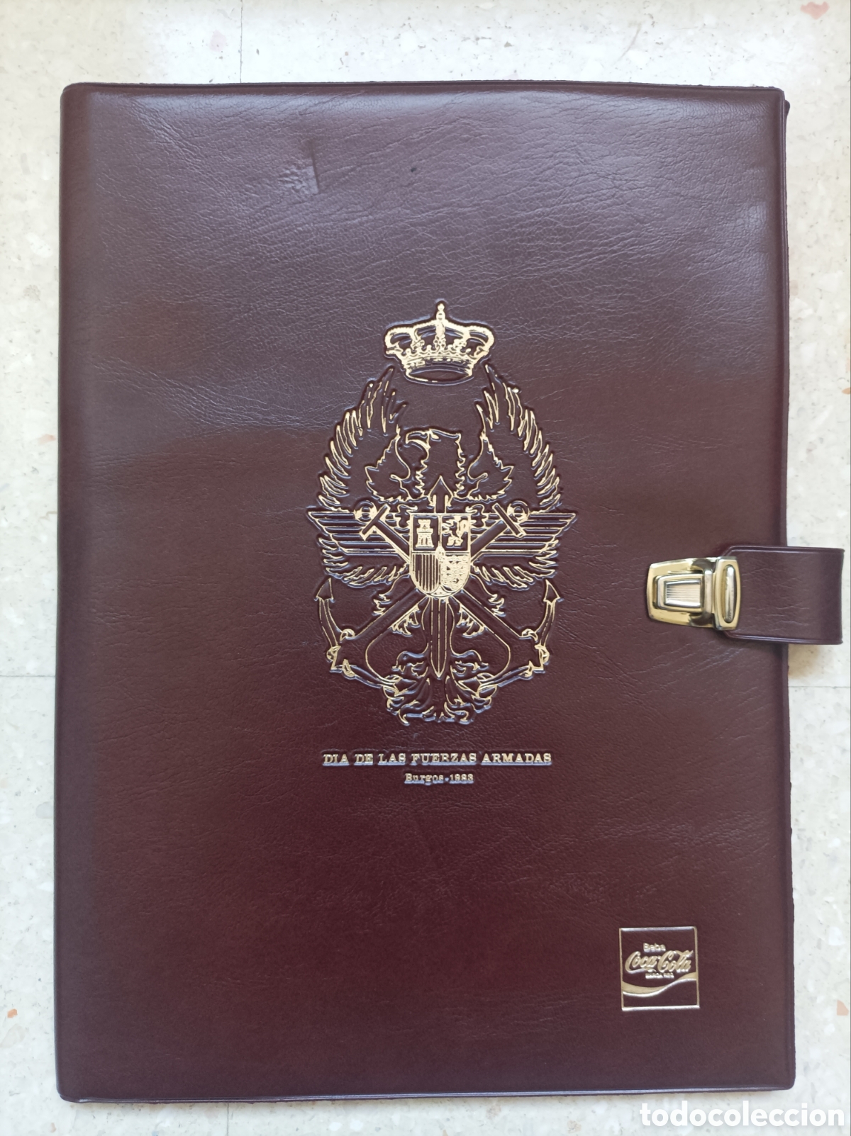 Coleccionismo: Carpeta/ porta documentos D&iacute;a de las fuerzas armadas Burgos 1983 patrocinador Coca-Cola