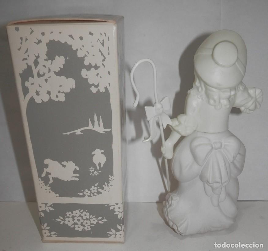 Coleccionismo: FRASCO VINTAGE DE PERFUME DE LA AVON - Foto 2