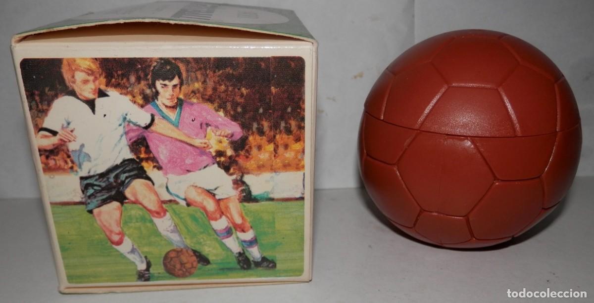 Coleccionismo: FRASCO VINTAGE DE PERFUME DE LA AVON - Foto 2