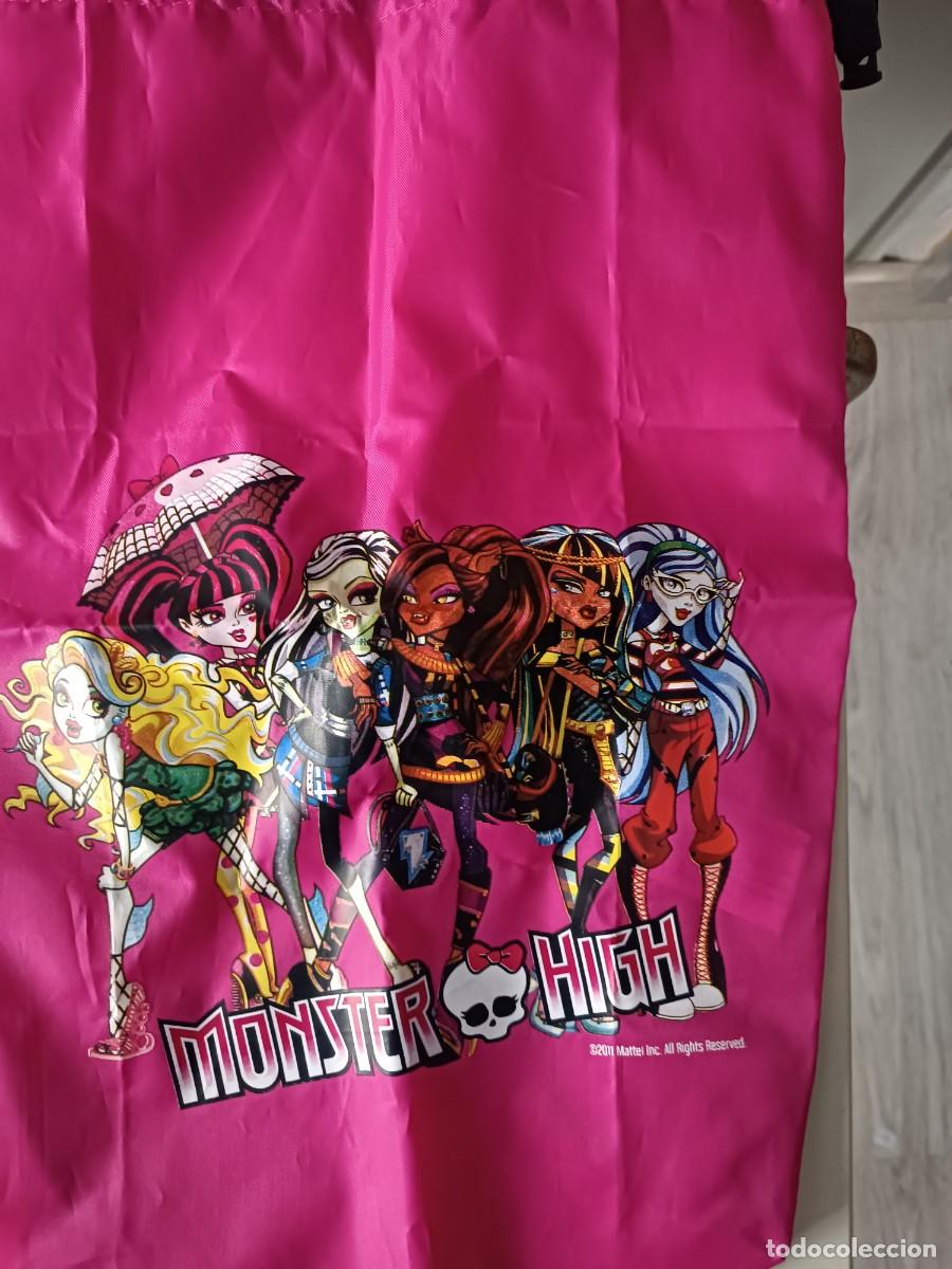 Coleccionismo: Bolsa para ropa Monster High - Foto 2