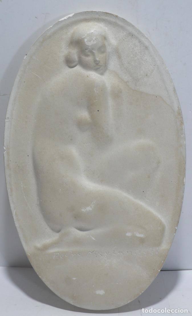 Coleccionismo: PLACA DE ESCAYOLA DESNUDO - Foto 1