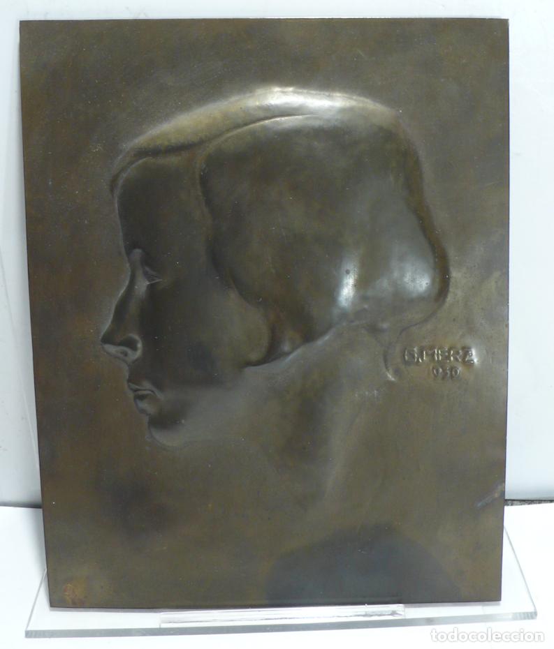 Coleccionismo: CHAPA DE BRONDE CON RELIEVE - Foto 2