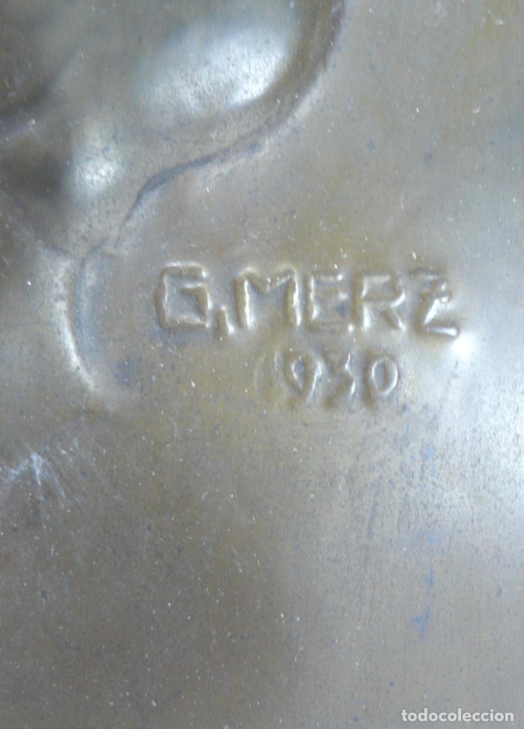 Coleccionismo: CHAPA DE BRONDE CON RELIEVE - Foto 3