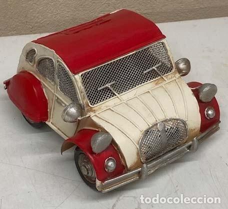 Coleccionismo: Coche hucha hecho en chapa - Foto 1