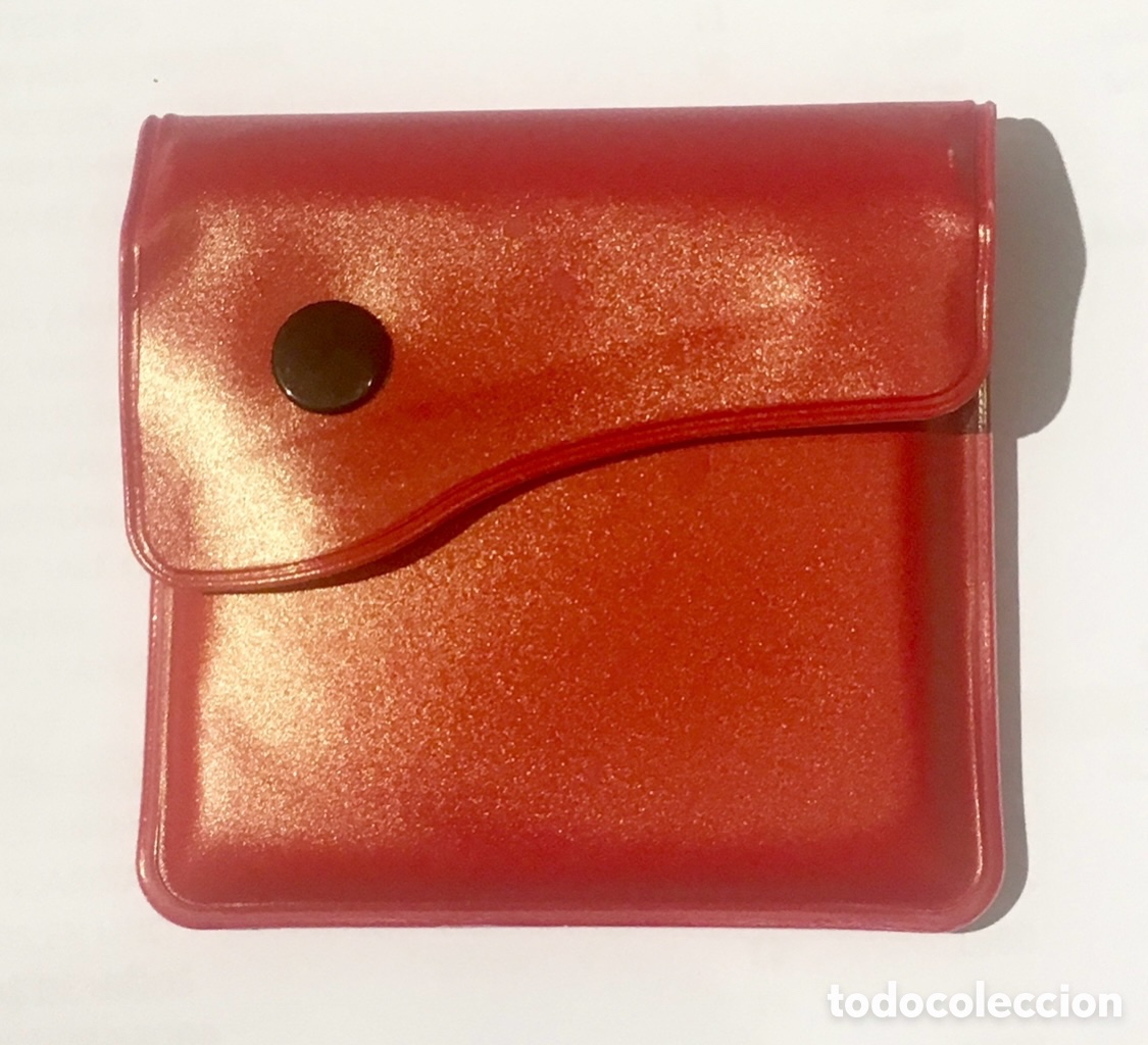 Coleccionismo: Monedero rojo. Plastico. - Foto 1