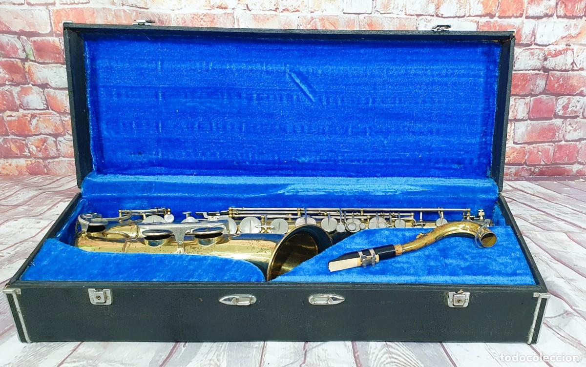 Coleccionismo: Saxof&oacute;n tenor con estuche - Foto 2