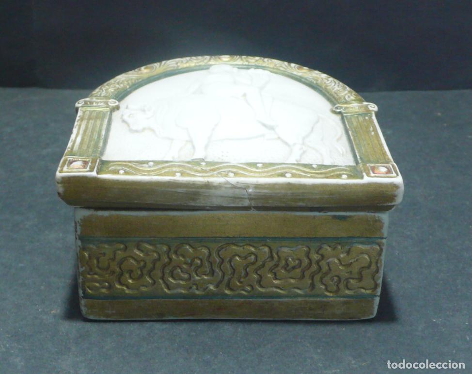 Coleccionismo: PEQUE&Ntilde;A CAJA DE BISCUIT - Foto 2