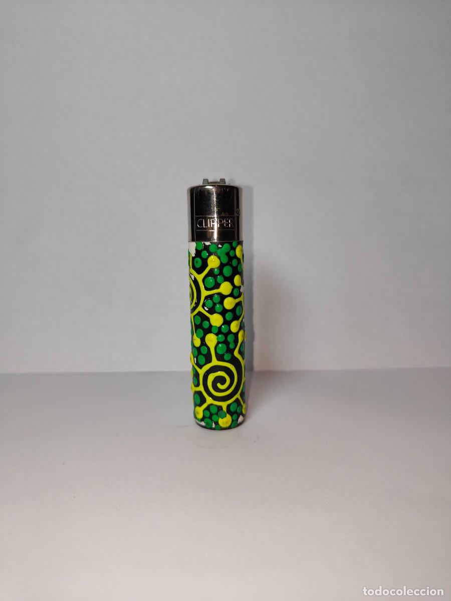 Coleccionismo: Clipper con relieve antiguo
