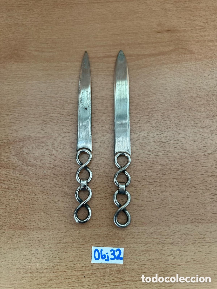 Coleccionismo: Pareja de antiguos abrecartas - Foto 1