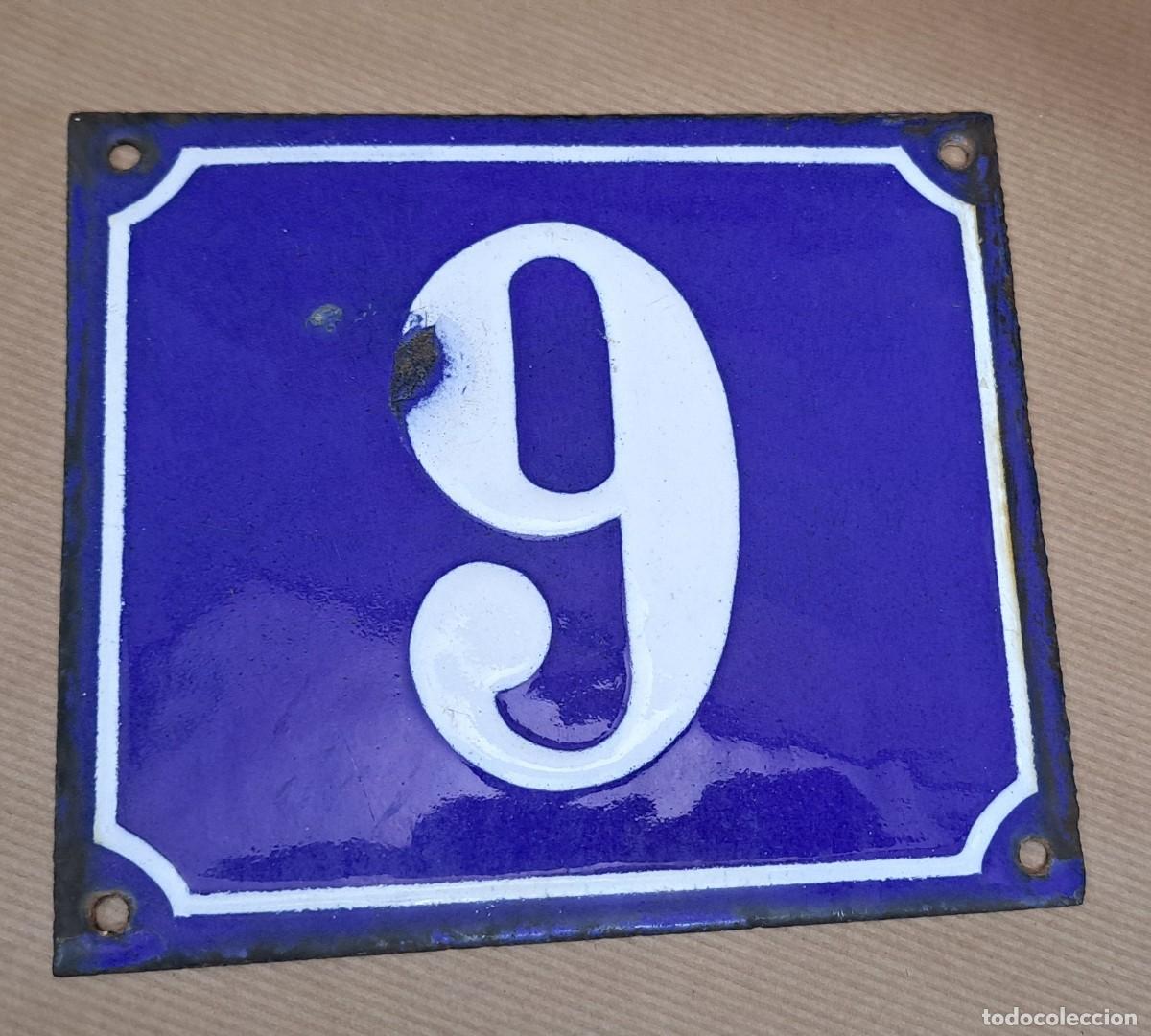 Coleccionismo: Placa de metal esmaltado, numero puerta - Foto 2