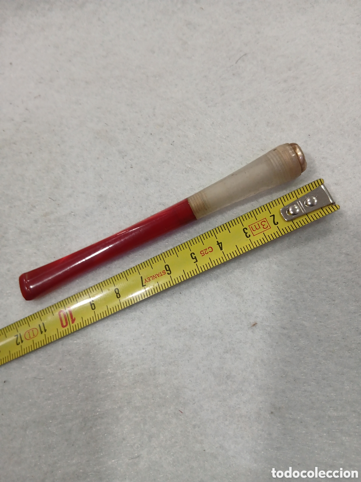 Coleccionismo: Boquilla de fumar roja y n&aacute;car. (L122) - Foto 2
