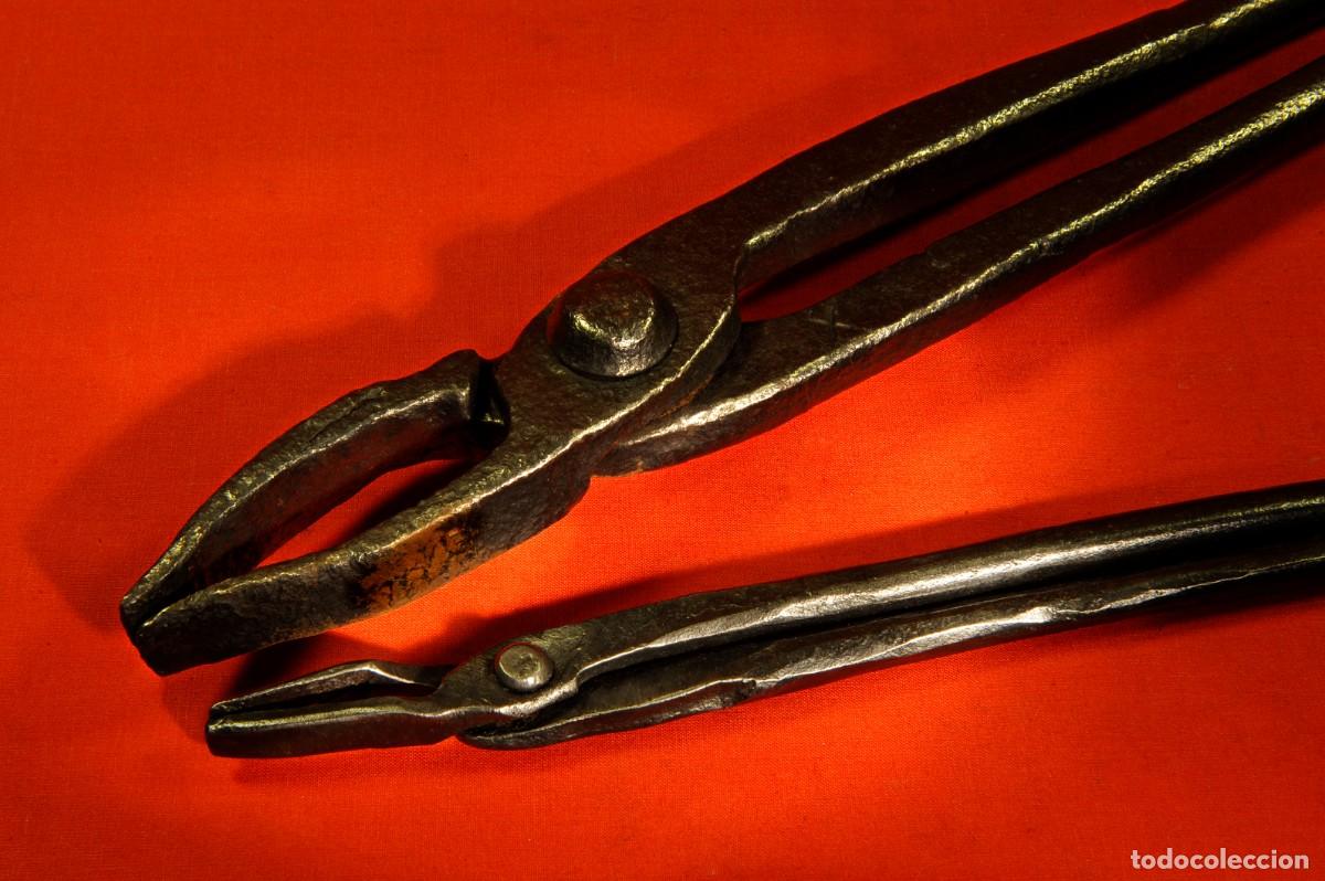 Coleccionismo: Dos Antiguas Tenazas de forja - Foto 5
