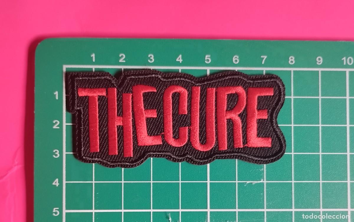Coleccionismo: PARCHE BORDADO - TERMO ADHESIVO - GRUPO DE ROCK - THE CURE