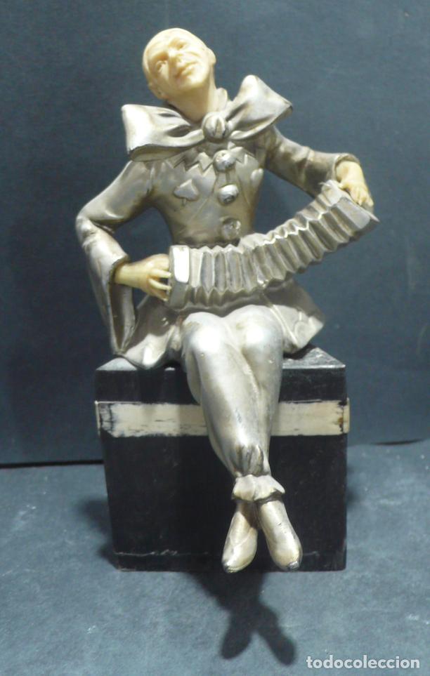 Coleccionismo: PEQUE&Ntilde;O ARLEQUIN EN METAL - Foto 1