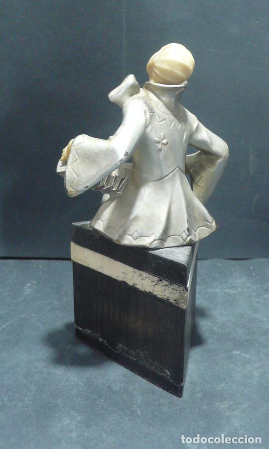 Coleccionismo: PEQUE&Ntilde;O ARLEQUIN EN METAL - Foto 3