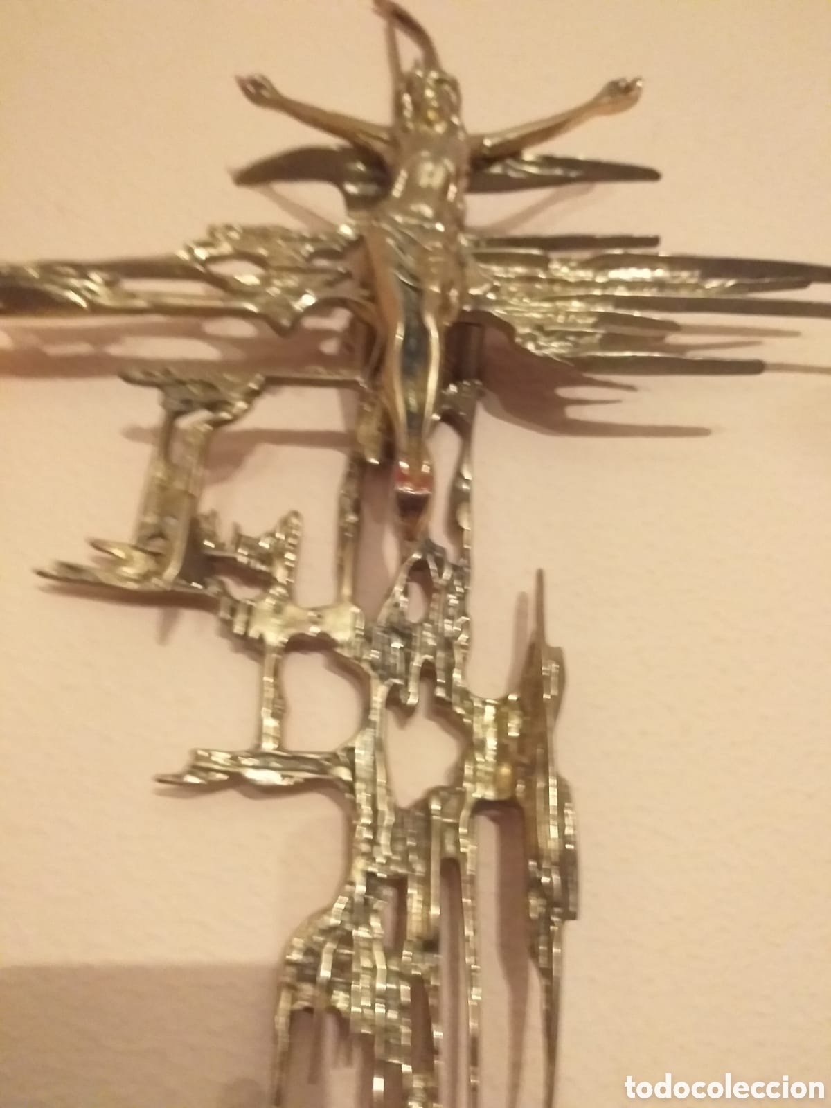 Coleccionismo: Cruz de Dali de bronce - Foto 2