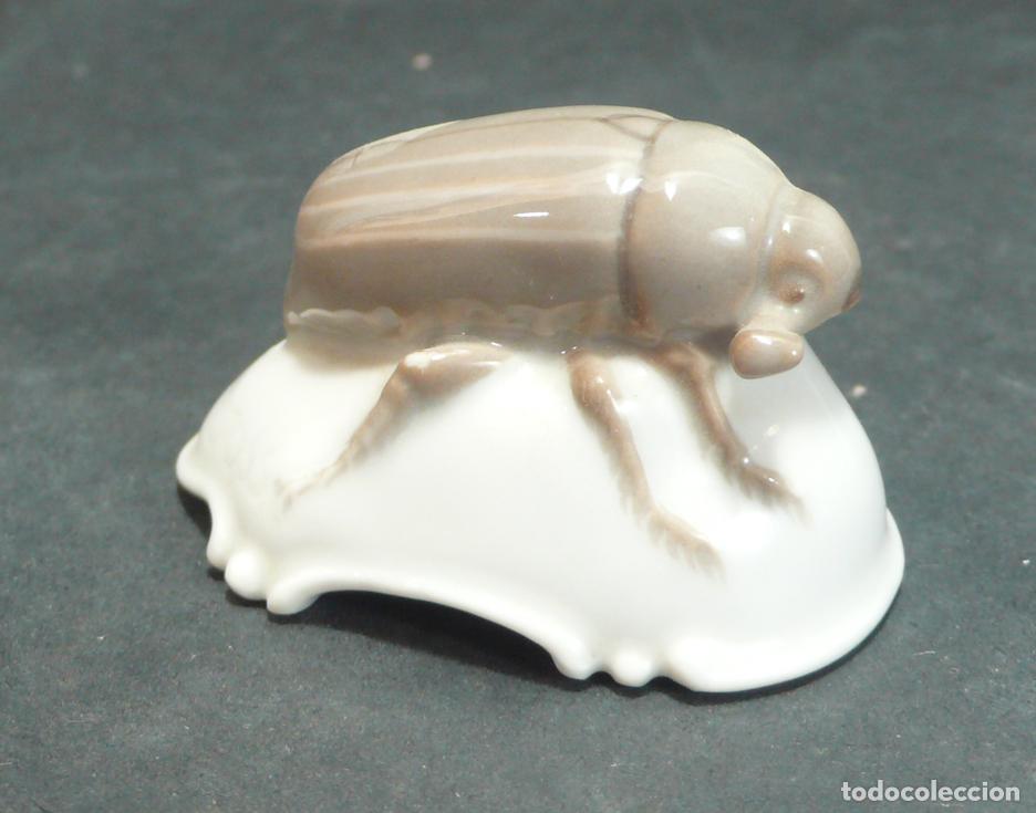 Coleccionismo: ESCARABAJO EN PORCELANA - Foto 1