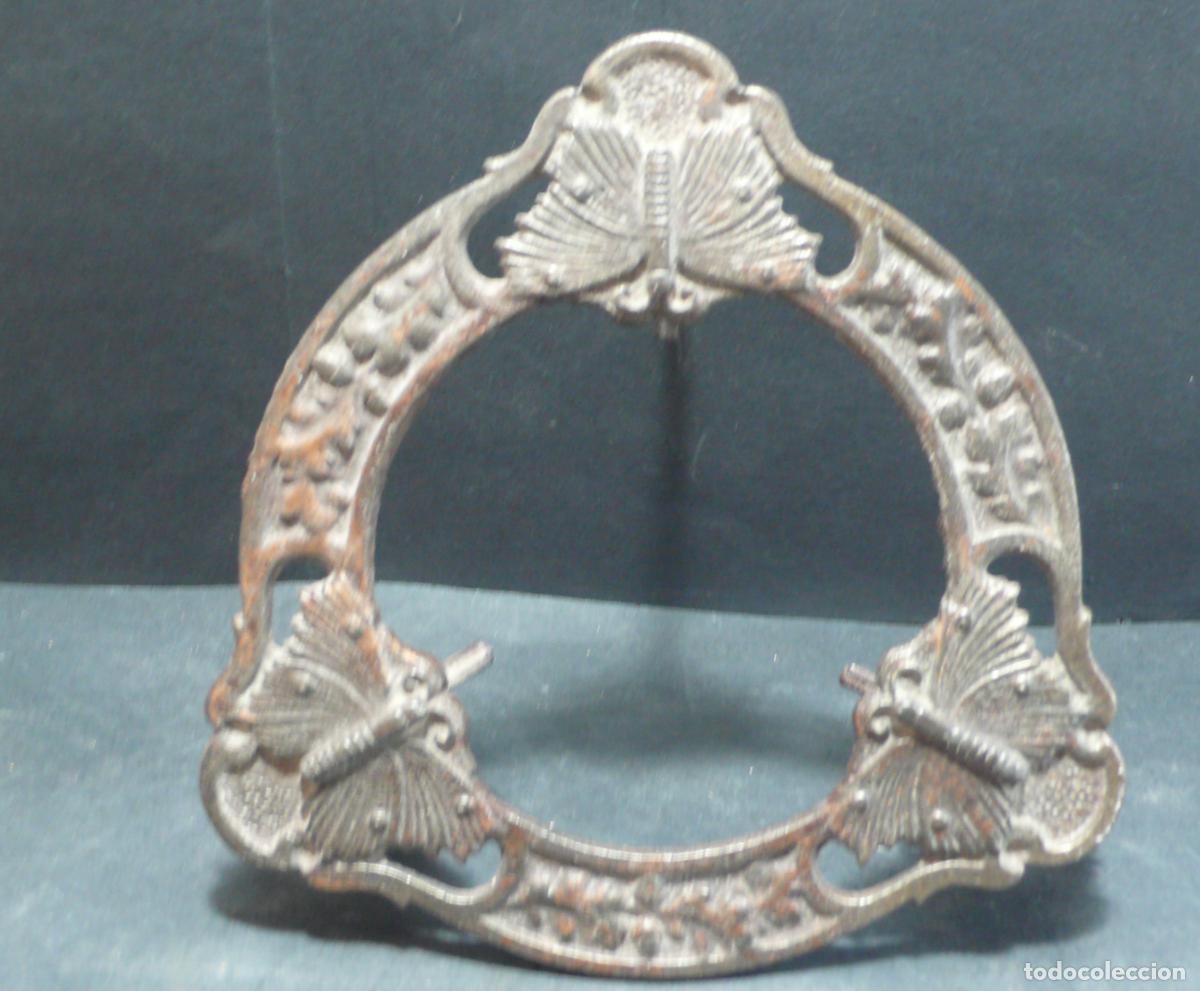 Coleccionismo: SOPORTE DE METAL CON MARIPOSAS - Foto 3