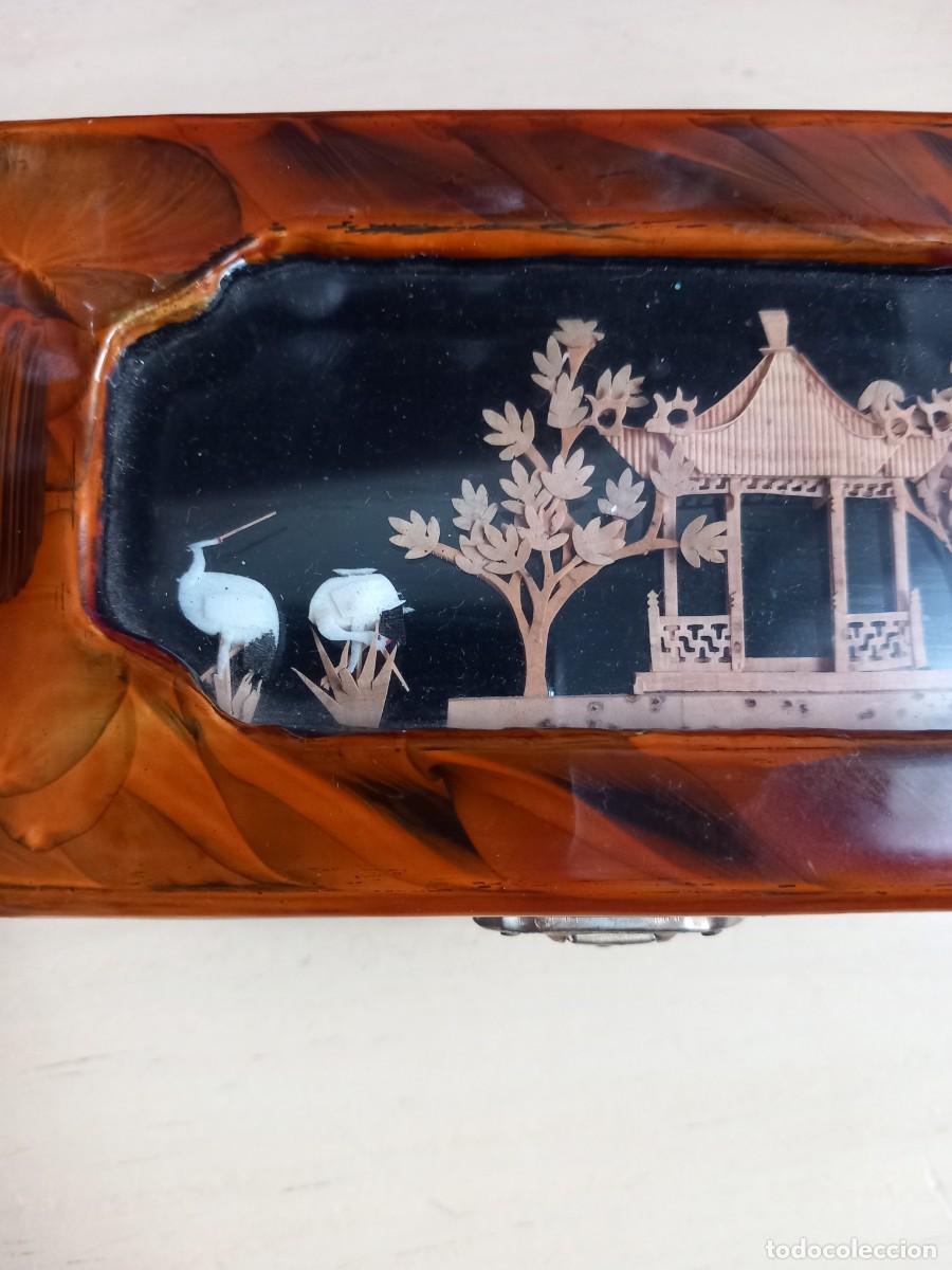Coleccionismo: Joyero de madera lacada y diorama en corcho. - Foto 7