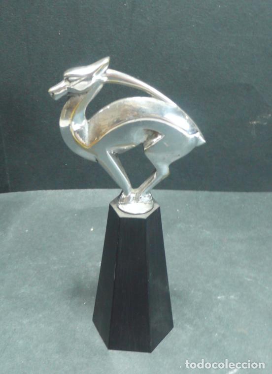 Coleccionismo: peque&ntilde;a cabra en metal - Foto 2