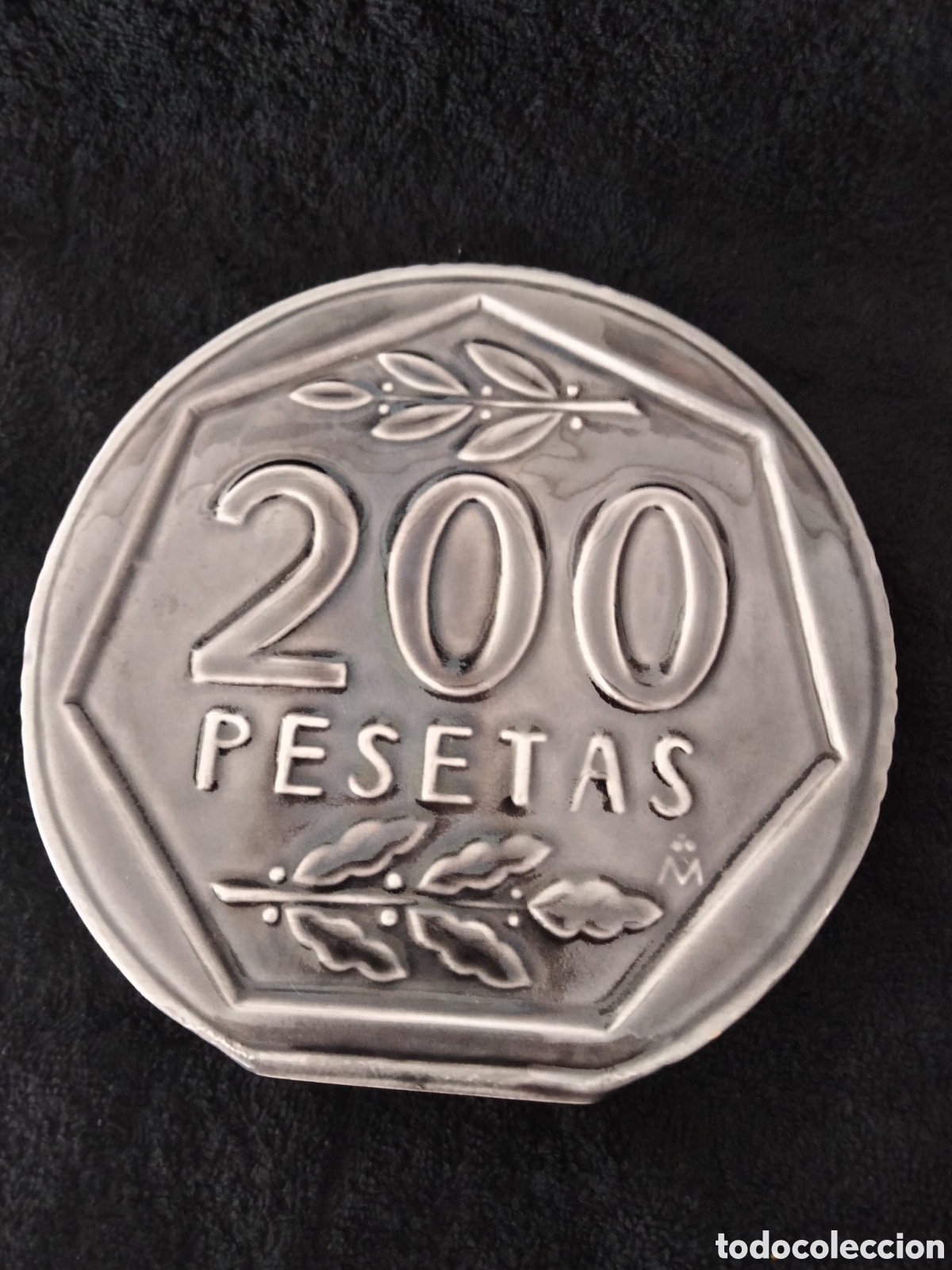 Coleccionismo: Hucha de porcelana con forma de moneda - Foto 2