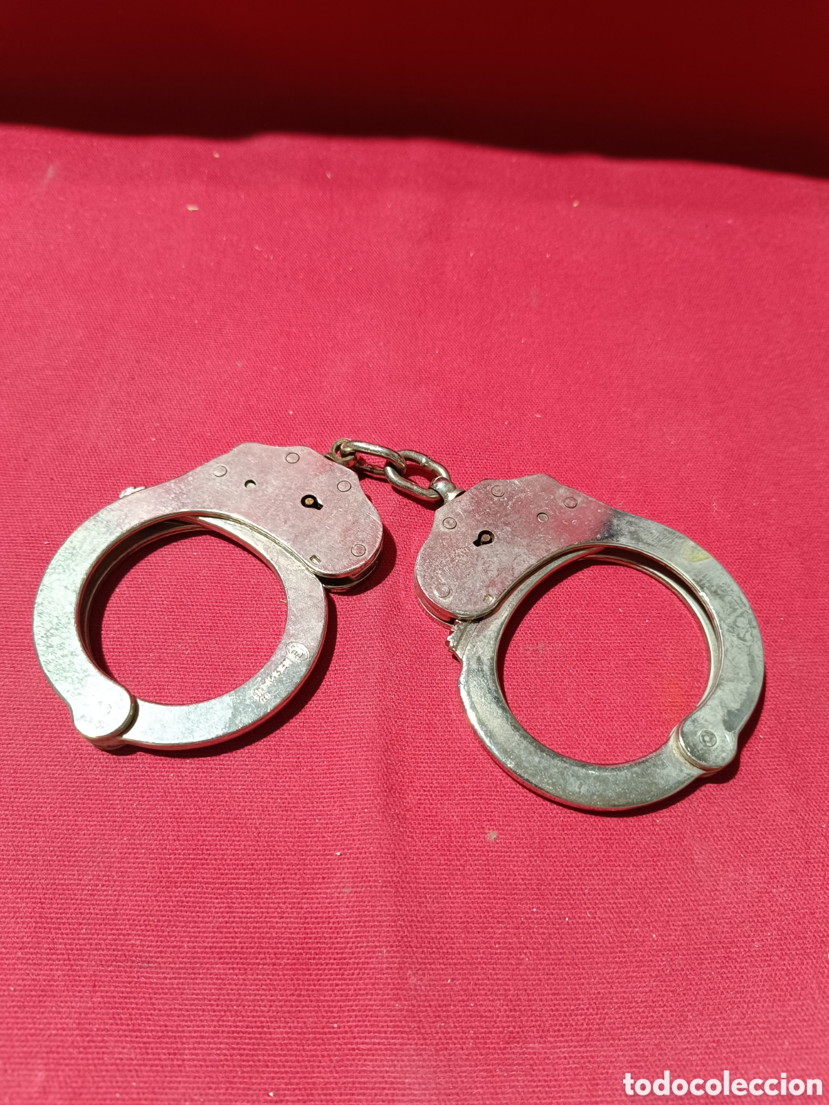 Coleccionismo: Pareja de esposas de la marca Leismann SIN LLAVE - Foto 2