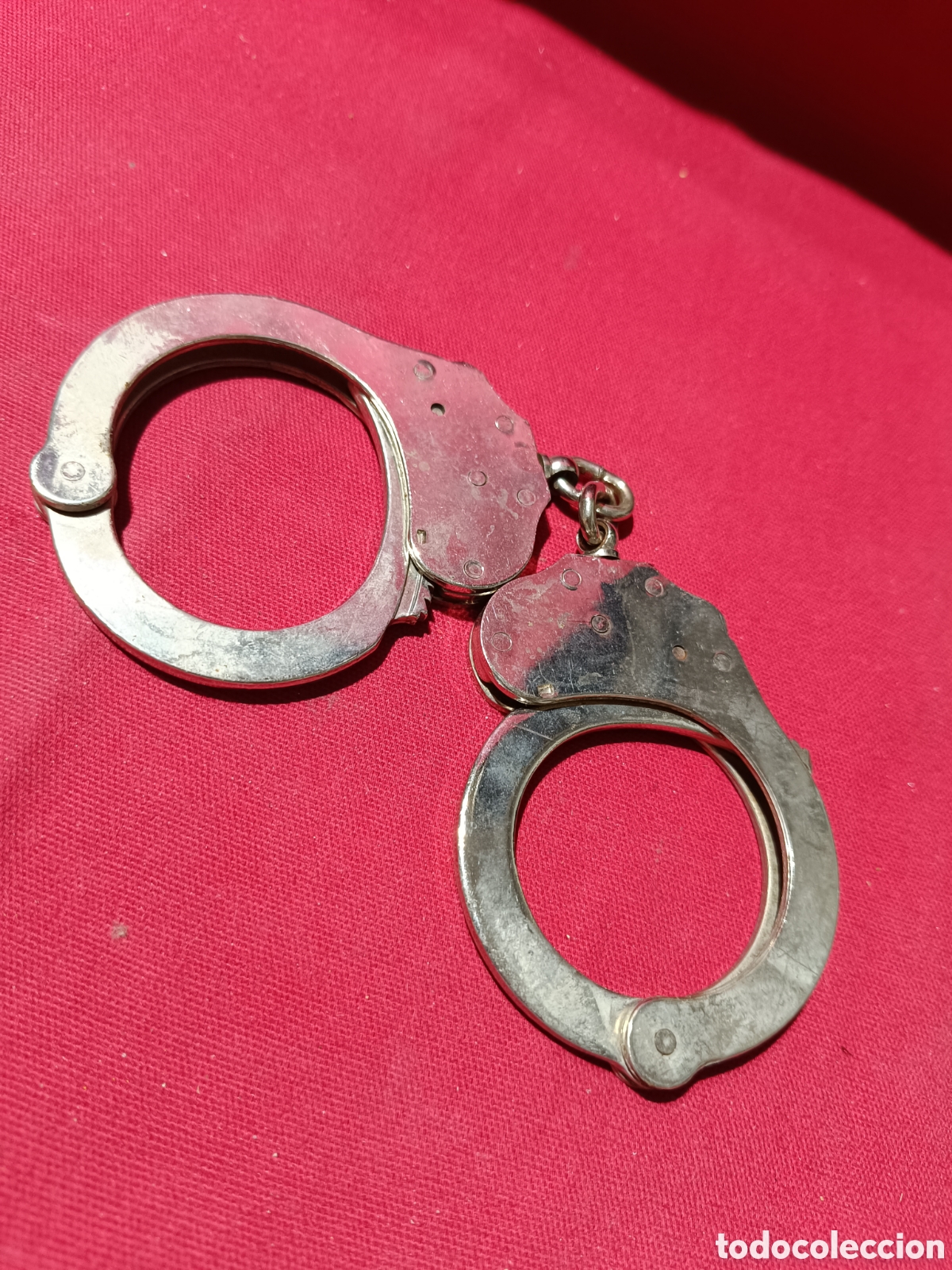 Coleccionismo: Pareja de esposas de la marca Leismann SIN LLAVE - Foto 3